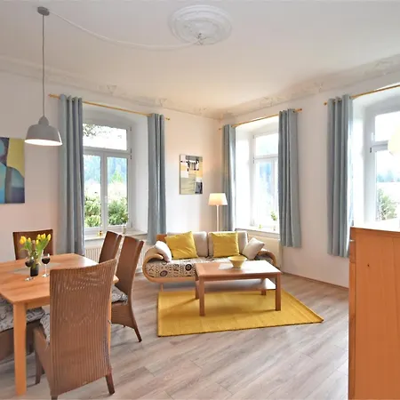 Retreat In The Mountains فيلة